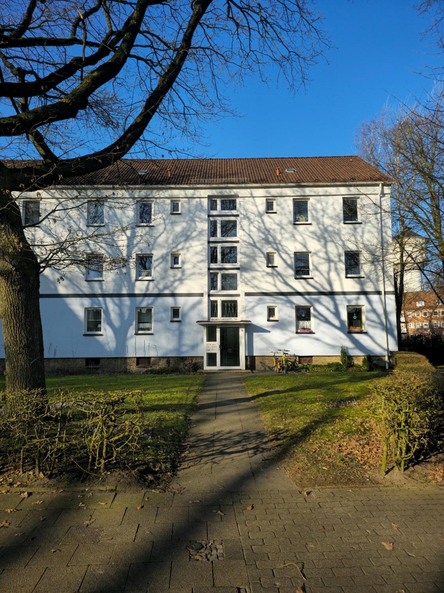Zentrale 3-Zimmer Wohnung Mit Balkon - Perfekt Fuer Monteure Und Familien Neumünster Exterior foto